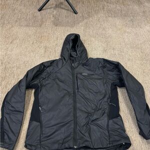 REI Black Puffer Jacket with Hood and Full-Length Zipper